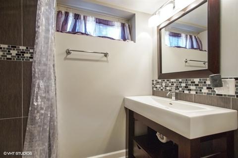 575 Vassar Ln, Des Plaines, IL 60016 photo 12