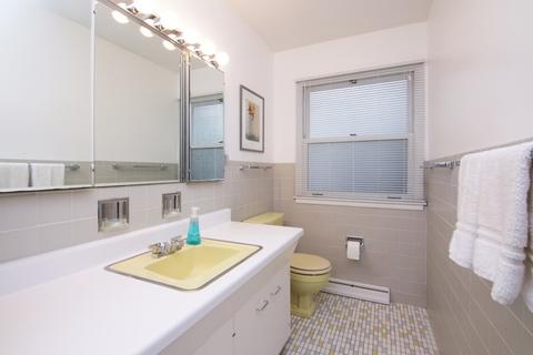 250 Pine St, Deerfield, IL 60015 photo 8
