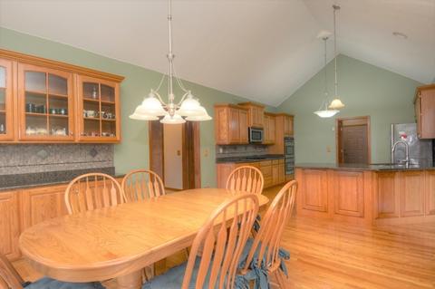 631 Bluestem Ln, Algonquin, IL 60102 photo 8