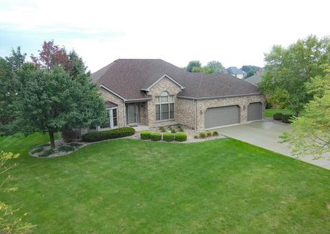 631 Bluestem Ln, Algonquin, IL 60102 photo 1