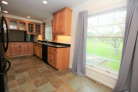 112 Thorobred Ln, Sleepy Hollow, IL 60118 photo 17