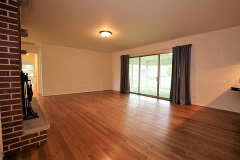 112 Thorobred Ln, Sleepy Hollow, IL 60118 photo 8