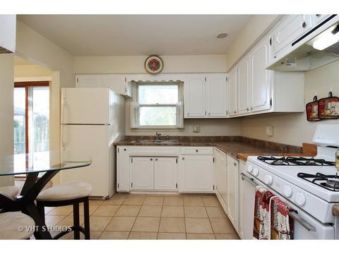 1446 W Vanmeter St, Kankakee, IL 60901 photo 3