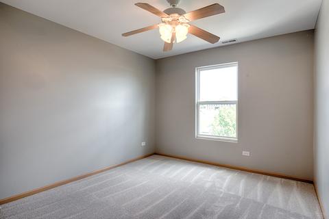 25942 Derby Dr, Monee, IL 60449 photo 2