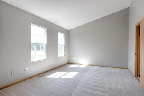 1370 Fox Hound Trl, Beecher, IL 60401 photo 3