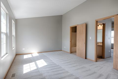 1370 Fox Hound Trl, Beecher, IL 60401 photo 4