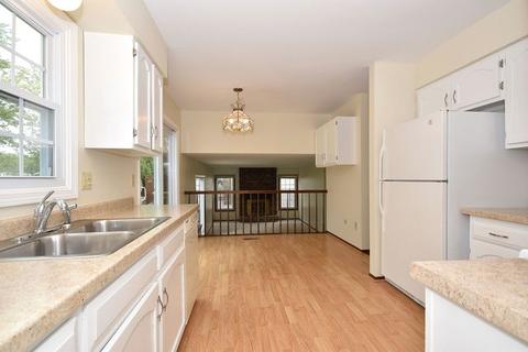 2242 Appleby Dr, Wheaton, IL 60189 photo 15