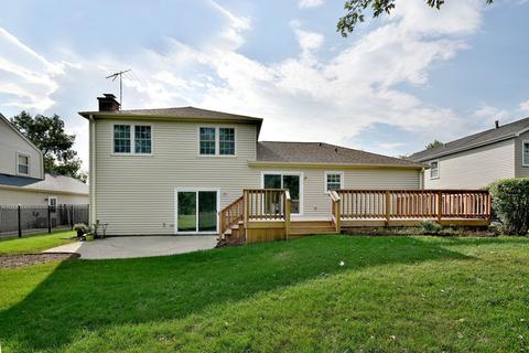 2242 Appleby Dr, Wheaton, IL 60189 photo 2