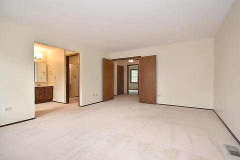 2242 Appleby Dr, Wheaton, IL 60189 photo 21