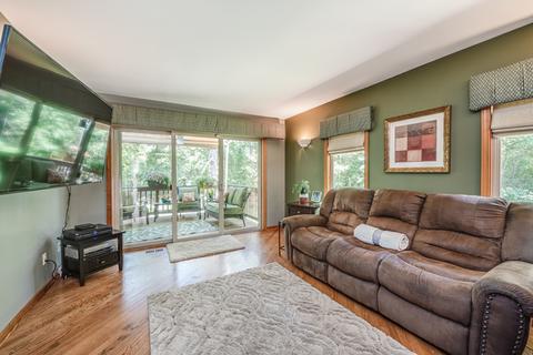 68 Hunter Ln, Bristol, IL 60512 photo 12
