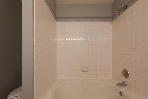 1866 Pebble Beach Cir, Elgin, IL 60123 photo 13