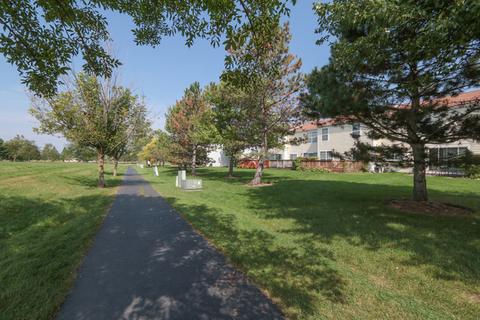 1866 Pebble Beach Cir, Elgin, IL 60123 photo 17