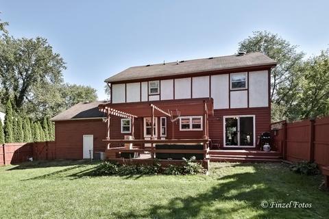 10111 Wilmette Ave, Algonquin, IL 60102 photo 2