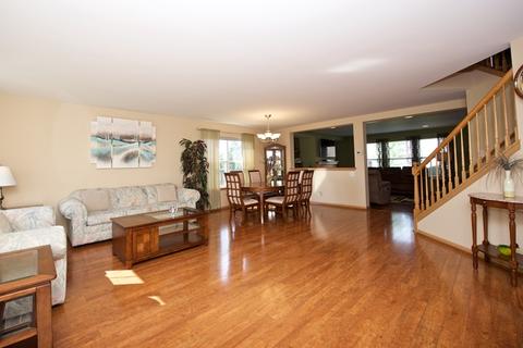 16332 Fox Creek Ln, Plainfield, IL 60586 photo 5