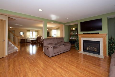 16332 Fox Creek Ln, Plainfield, IL 60586 photo 8