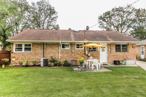1114 E Grant Dr, Des Plaines, IL 60016 photo 22