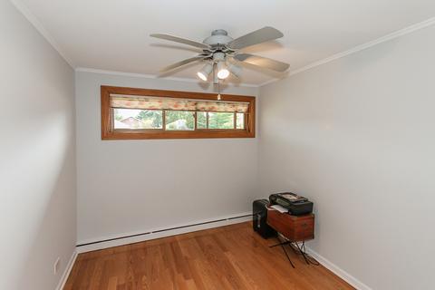 1114 E Grant Dr, Des Plaines, IL 60016 photo 17