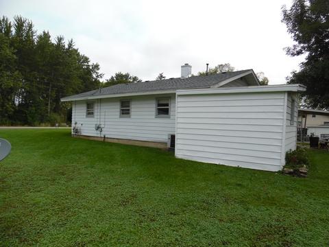 105 Nippersink Dr, Mchenry, IL 60050 photo 4