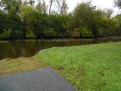 105 Nippersink Dr, Mchenry, IL 60050 photo 5