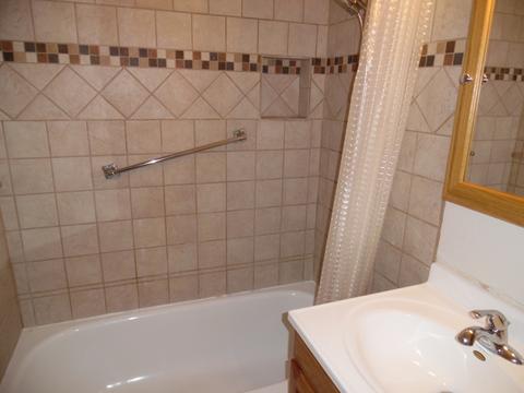 105 Nippersink Dr, Mchenry, IL 60050 photo 19