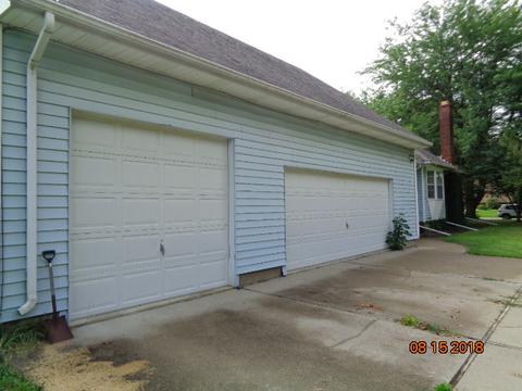 314 Sunset Ln, Mount Morris, IL 61054 photo 5