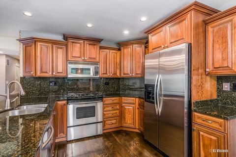 1360 Beacon Ln, Bartlett, IL 60103 photo 8