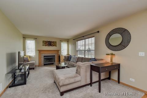 425 Haystack Ct, Dekalb, IL 60115 photo 3