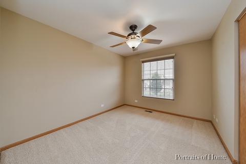 425 Haystack Ct, Dekalb, IL 60115 photo 16