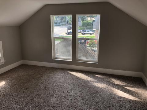 18 Crescent St, Elgin, IL 60123 photo 12