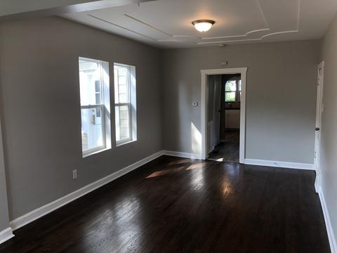 18 Crescent St, Elgin, IL 60123 photo 4