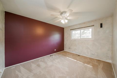 755 Evergreen Ln, Hoffman Estates, IL 60169 photo 9