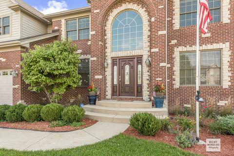 16449 S Mueller Cir, Plainfield, IL 60586 photo 2