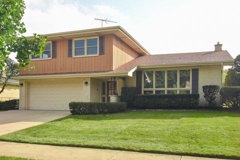1081 Sherwood Dr, Wheeling, IL 60090 photo 1