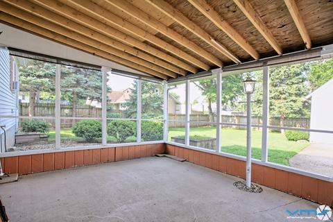 808 Saint John St, Elgin, IL 60120 photo 25