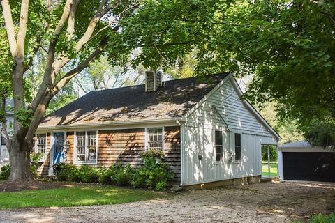 32 W218 Glos St, Wayne, IL 60184 photo 3