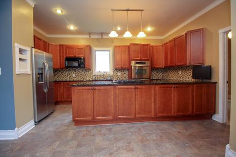 625 N Spring St, Elgin, IL 60120 photo 6