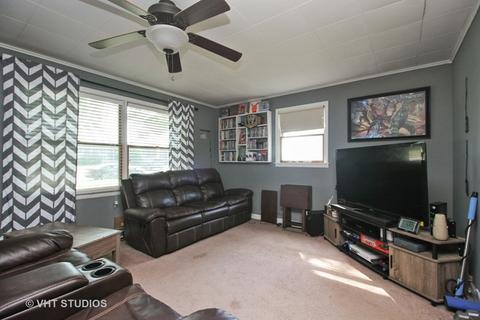 3814 Park Ave, Steger, IL 60475 photo 2