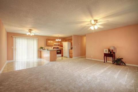 439 E Meuser Dr, Paxton, IL 60957 photo 7