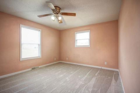 439 E Meuser Dr, Paxton, IL 60957 photo 16