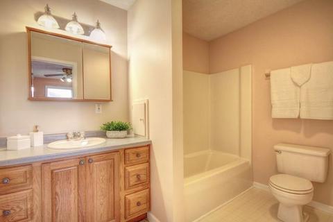 439 E Meuser Dr, Paxton, IL 60957 photo 17