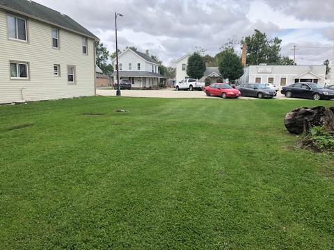 202 S Ayer St, Harvard, IL 60033 photo 2