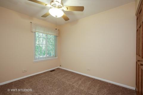 428 Snow Drift Cir, Bartlett, IL 60103 photo 11