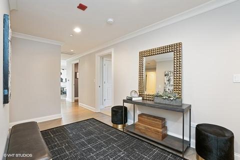 10 E Delaware Pl #20E, Chicago, IL 60611 photo 2
