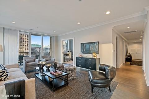 10 E Delaware Pl #20E, Chicago, IL 60611 photo 5