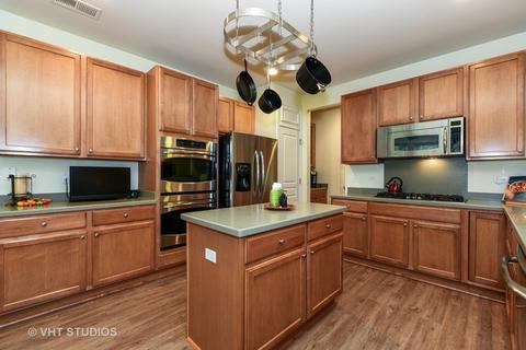 723 Tahoe Trl, Elgin, IL 60124 photo 7