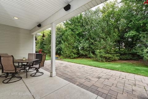 723 Tahoe Trl, Elgin, IL 60124 photo 17