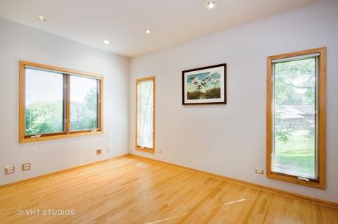 110 Forestview Dr, Elgin, IL 60120 photo 7
