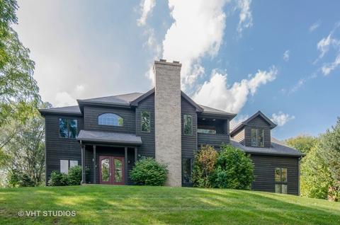 110 Forestview Dr, Elgin, IL 60120 photo 1