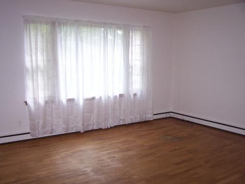 809 N Allen Ave, Mchenry, IL 60050 photo 3