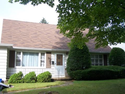 809 N Allen Ave, Mchenry, IL 60050 photo 2